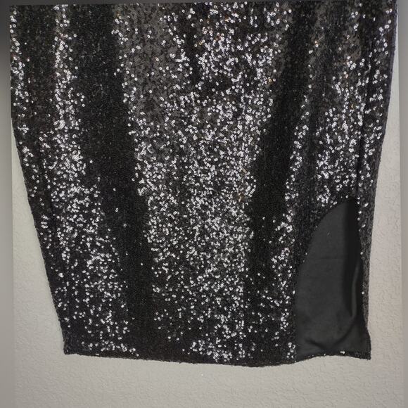 Torrid Black Sequin Side Slit Midi Pencil Skirt Size 2 - Picture 11 of 13